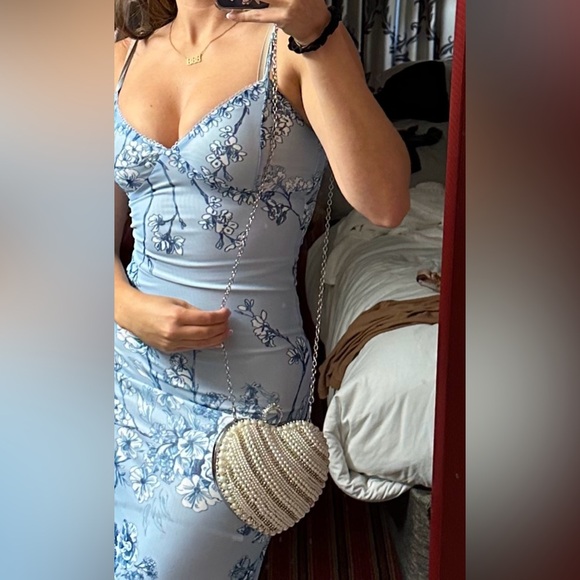 Crystal and Pearl Heart Clutch - Picture 2 of 3